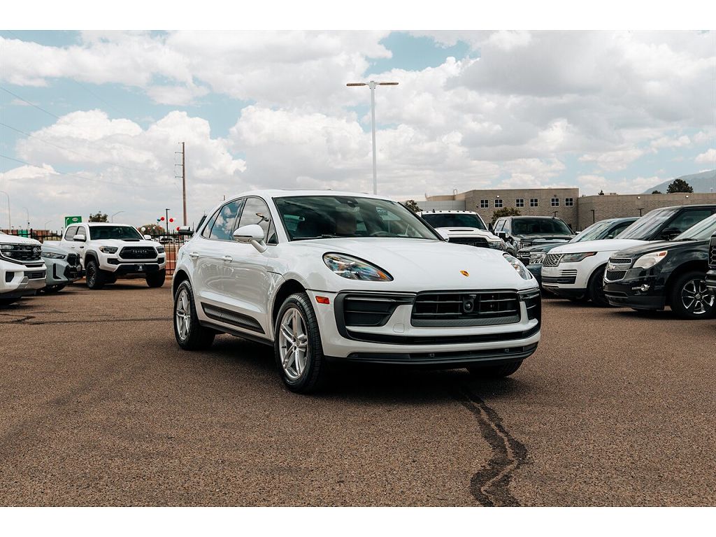 2024 Porsche Macan
