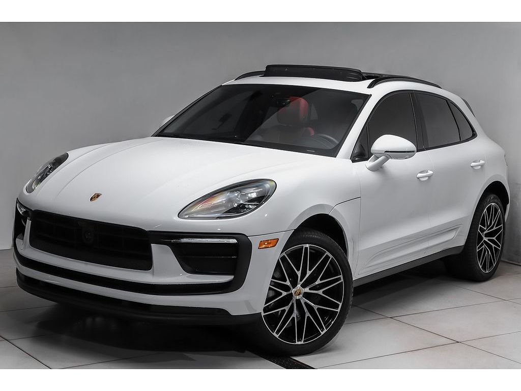 2025 Porsche Macan