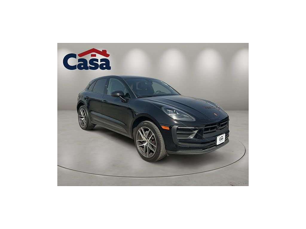 2025 Porsche Macan