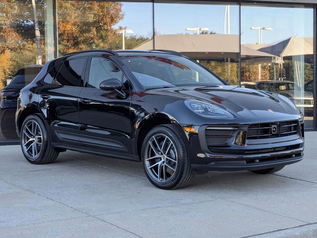 2026 Porsche Macan