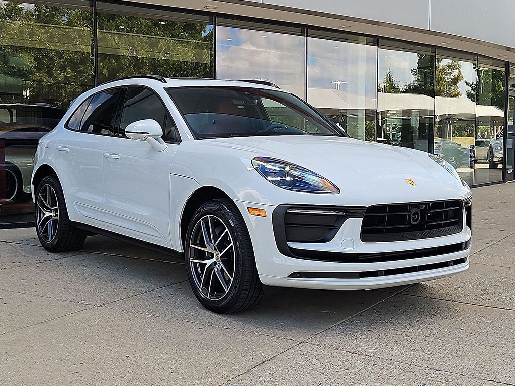2026 Porsche Macan