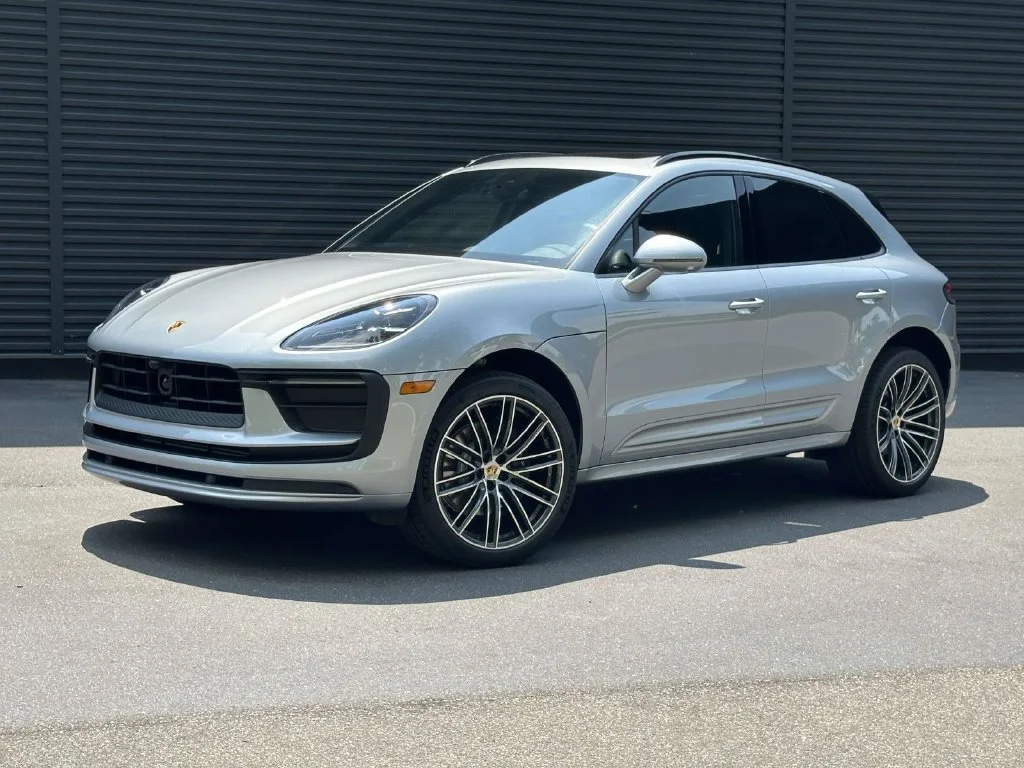 2026 Porsche Macan