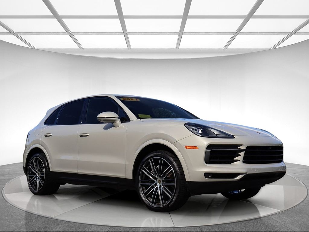 2023 Porsche Cayenne