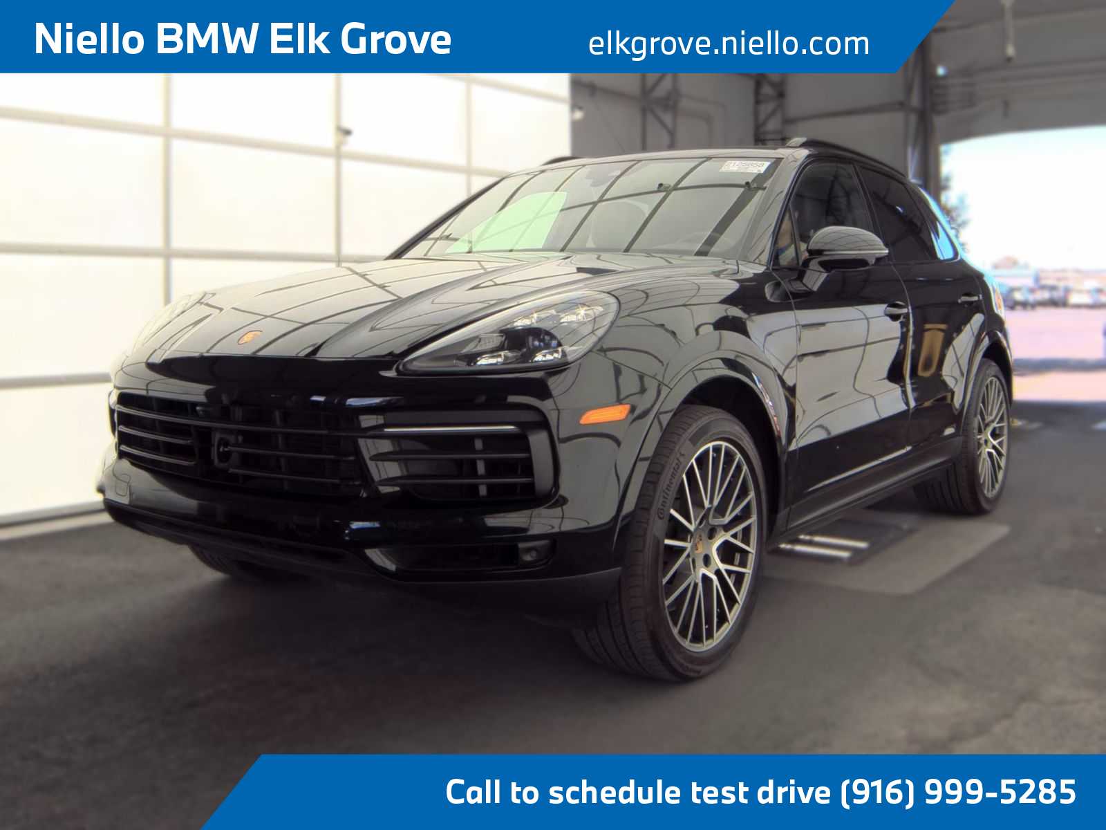 2023 Porsche Cayenne Platinum Edition