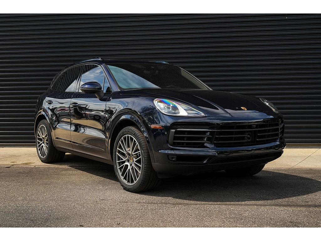2023 Porsche Cayenne Platinum Edition