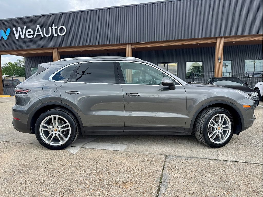 2023 Porsche Cayenne