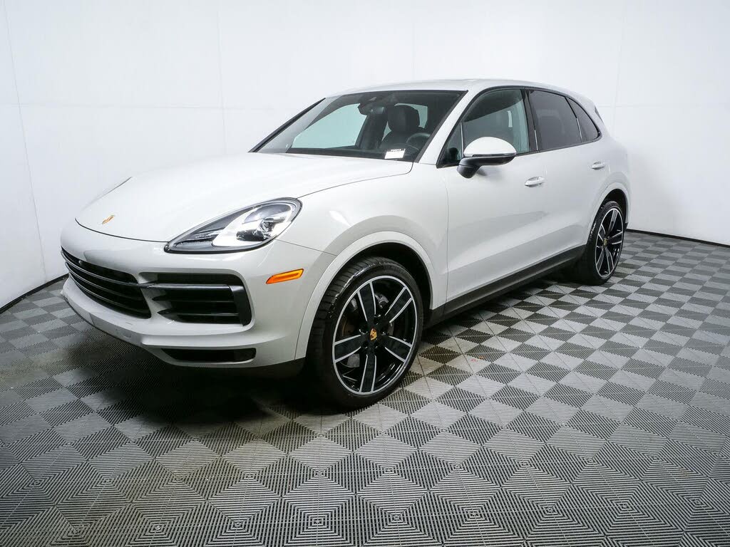 2023 Porsche Cayenne Platinum Edition