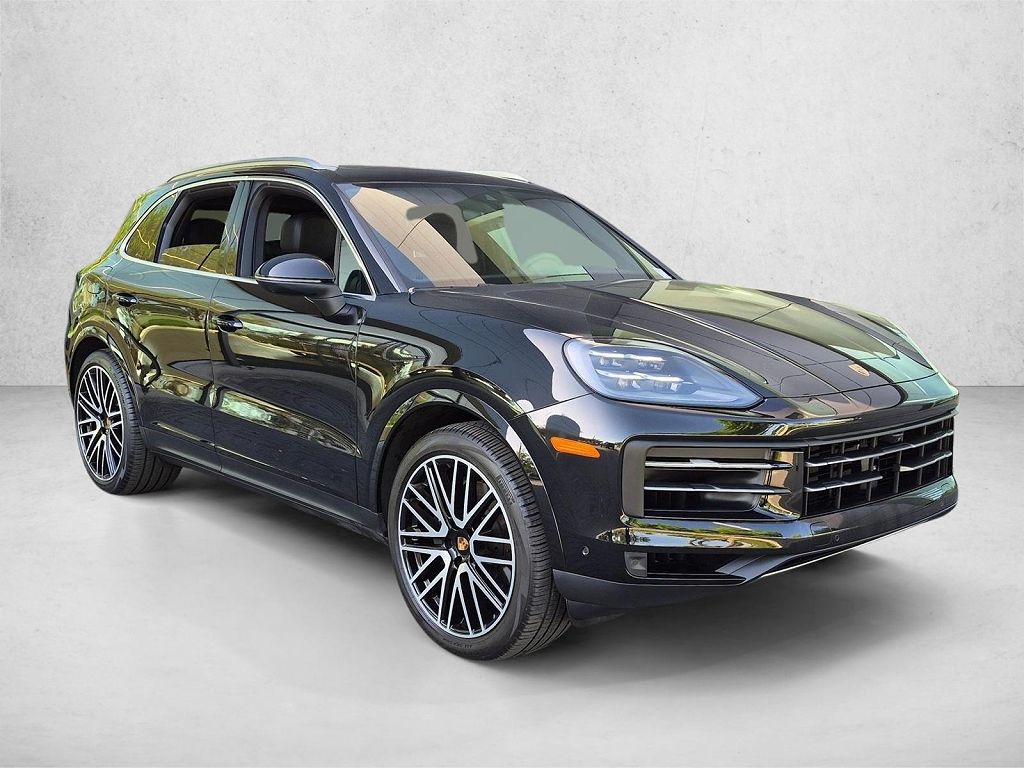 2025 Porsche Cayenne AWD