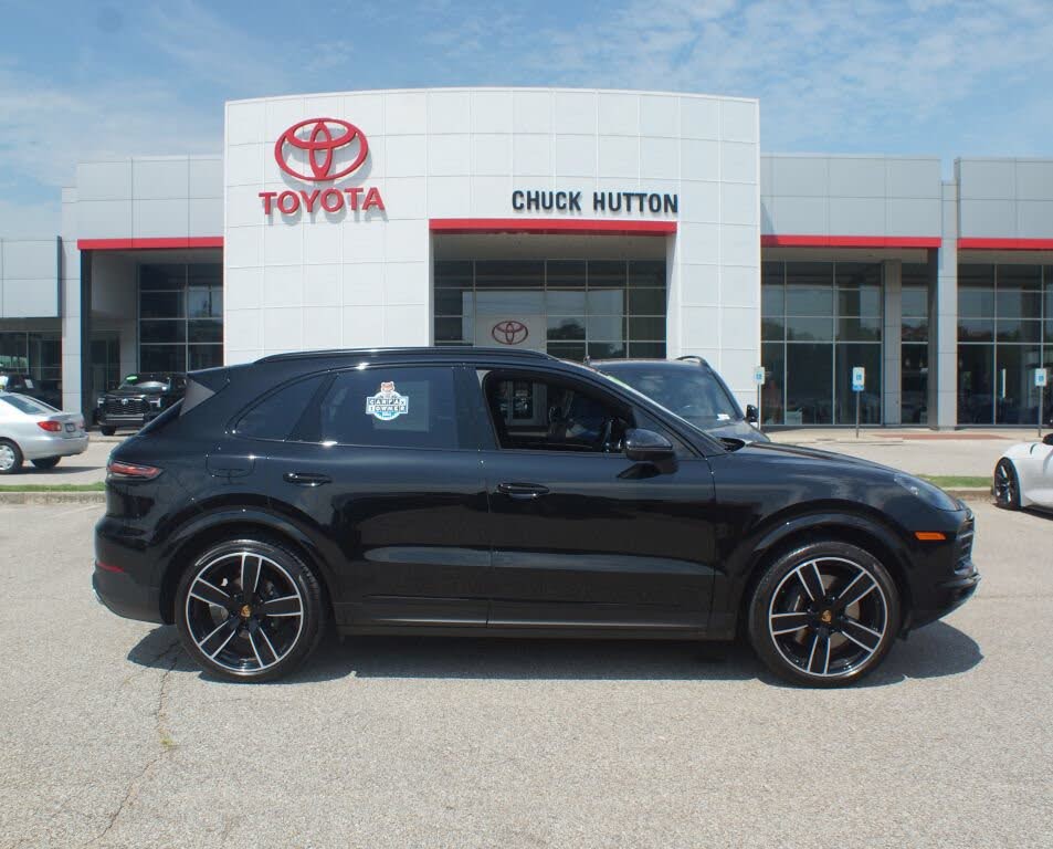 2023 Porsche Cayenne Platinum Edition