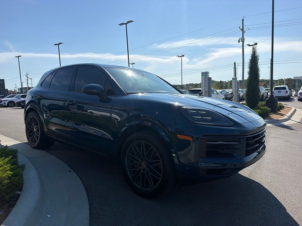 2024 Porsche Cayenne