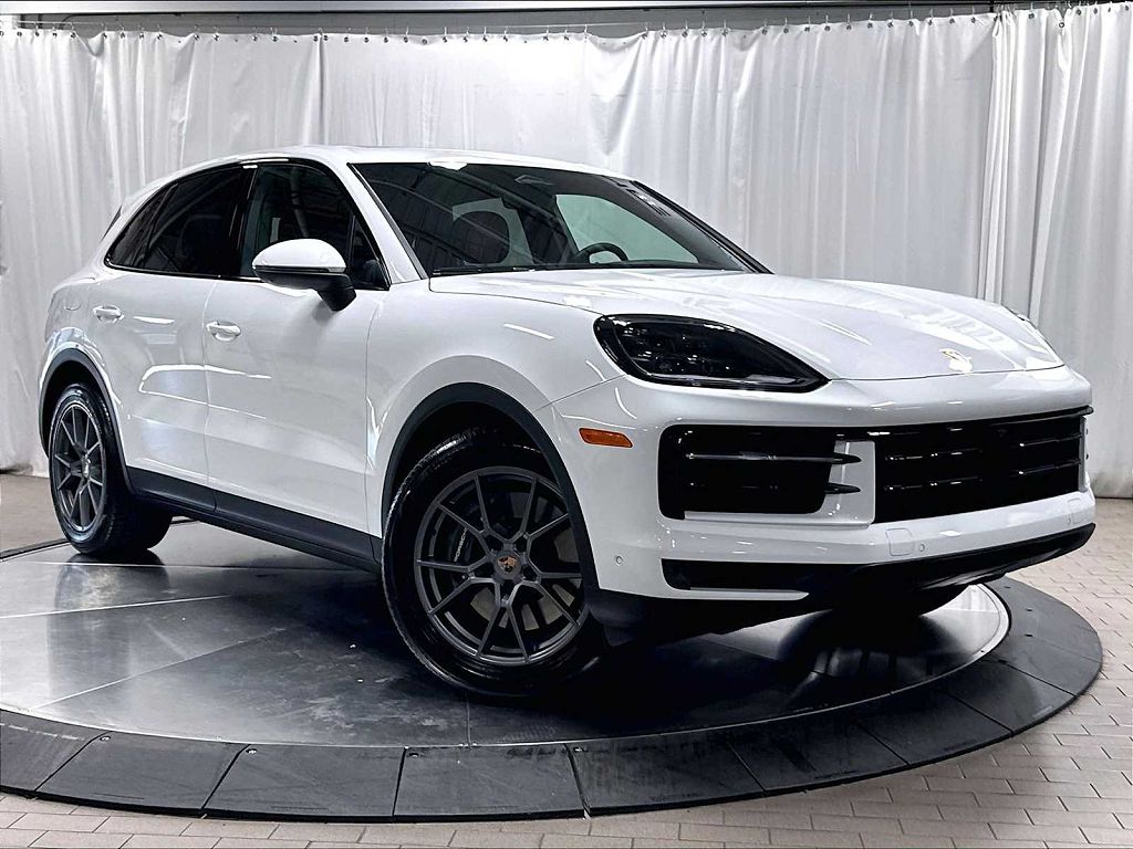 2026 Porsche Cayenne AWD