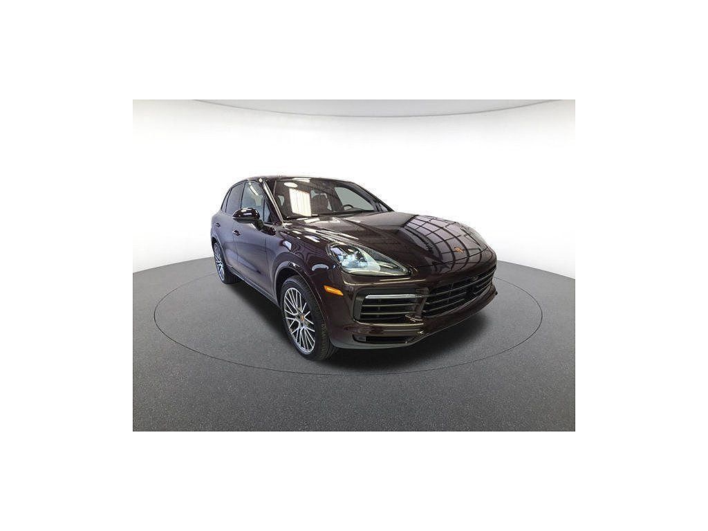 2023 Porsche Cayenne Platinum Edition