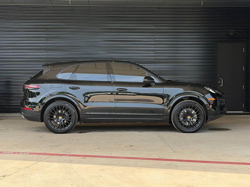 2023 Porsche Cayenne