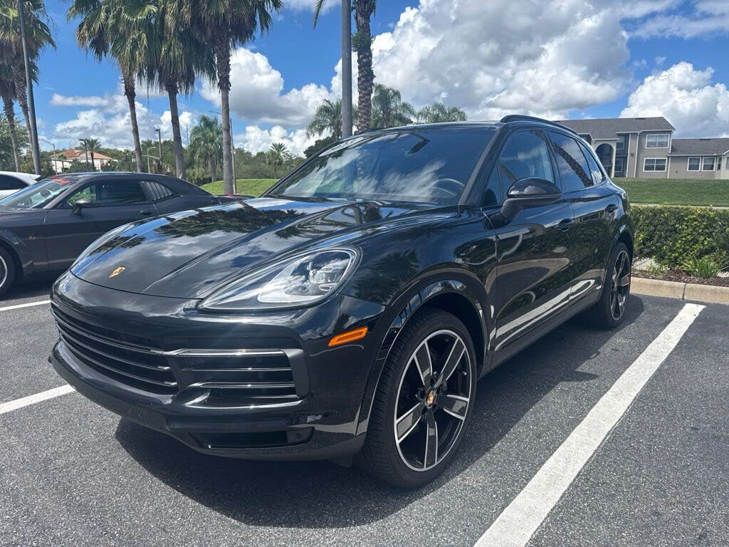 2023 Porsche Cayenne Platinum Edition