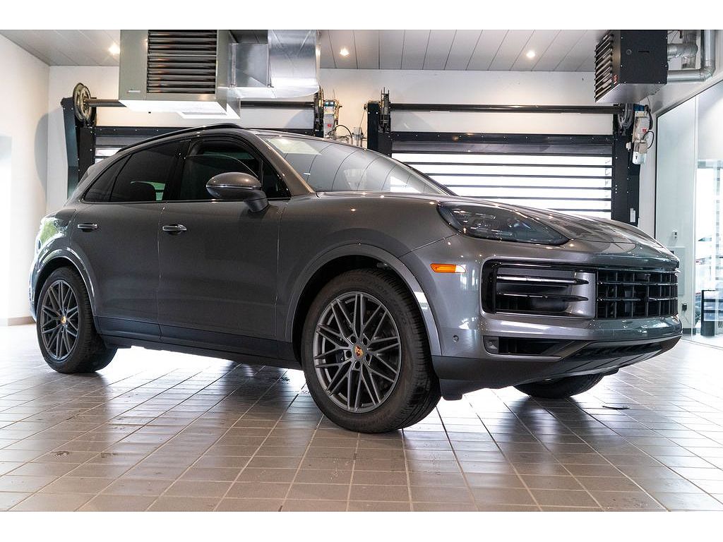 2025 Porsche Cayenne
