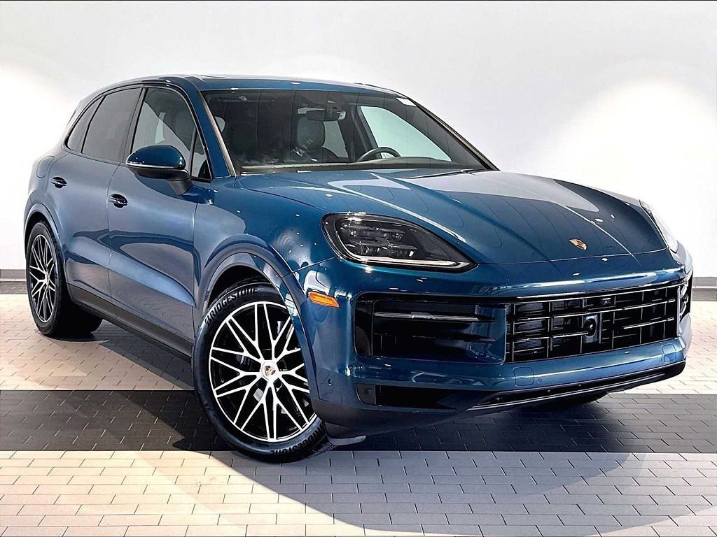 2026 Porsche Cayenne AWD