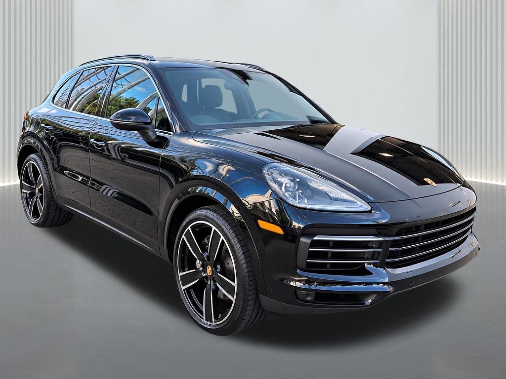 2023 Porsche Cayenne Platinum Edition