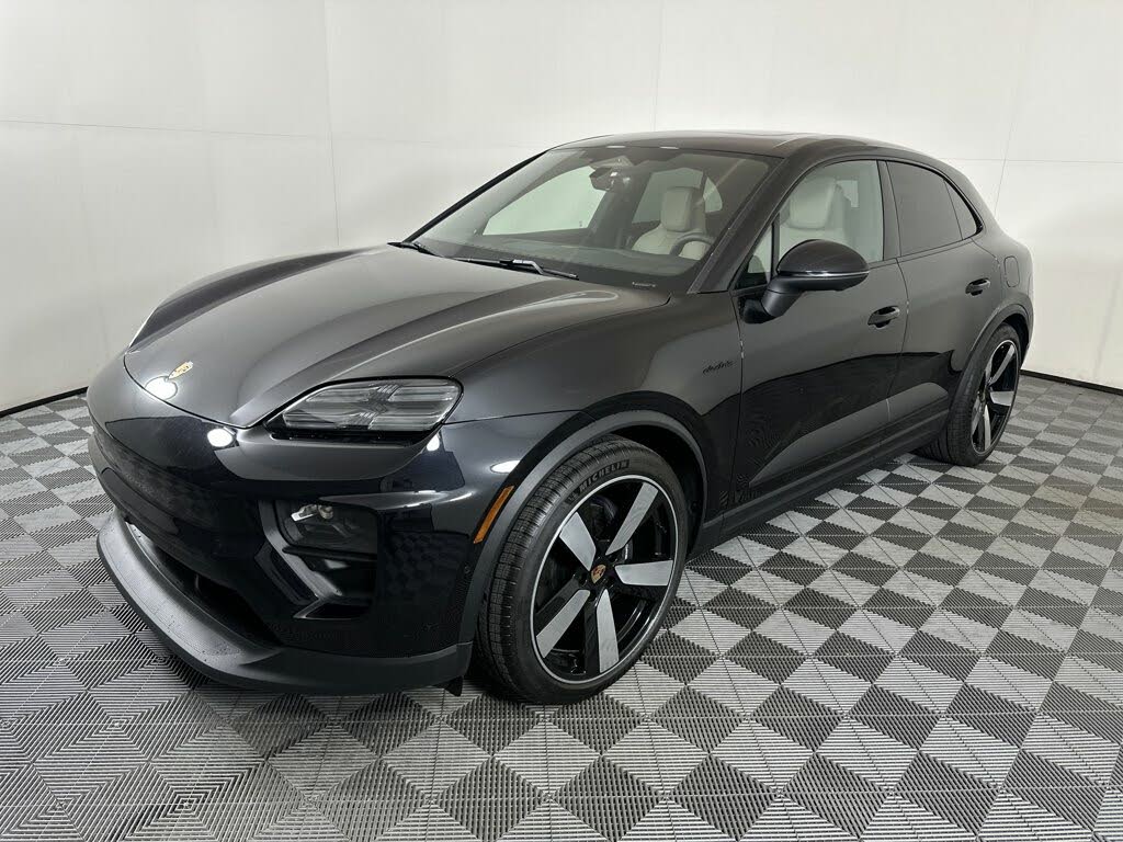 2025 Porsche Macan 4 Electric