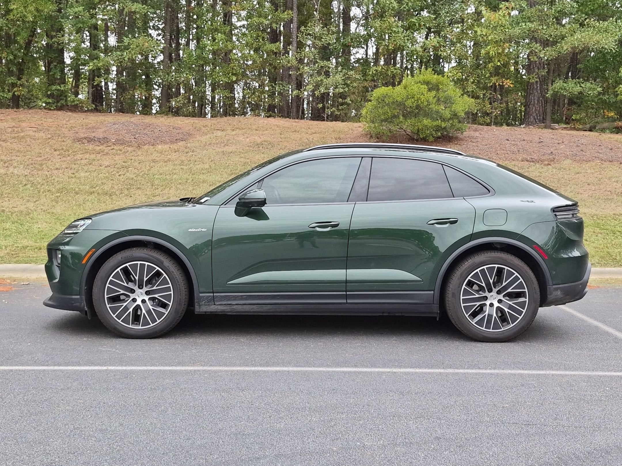 2026 Porsche Macan 4