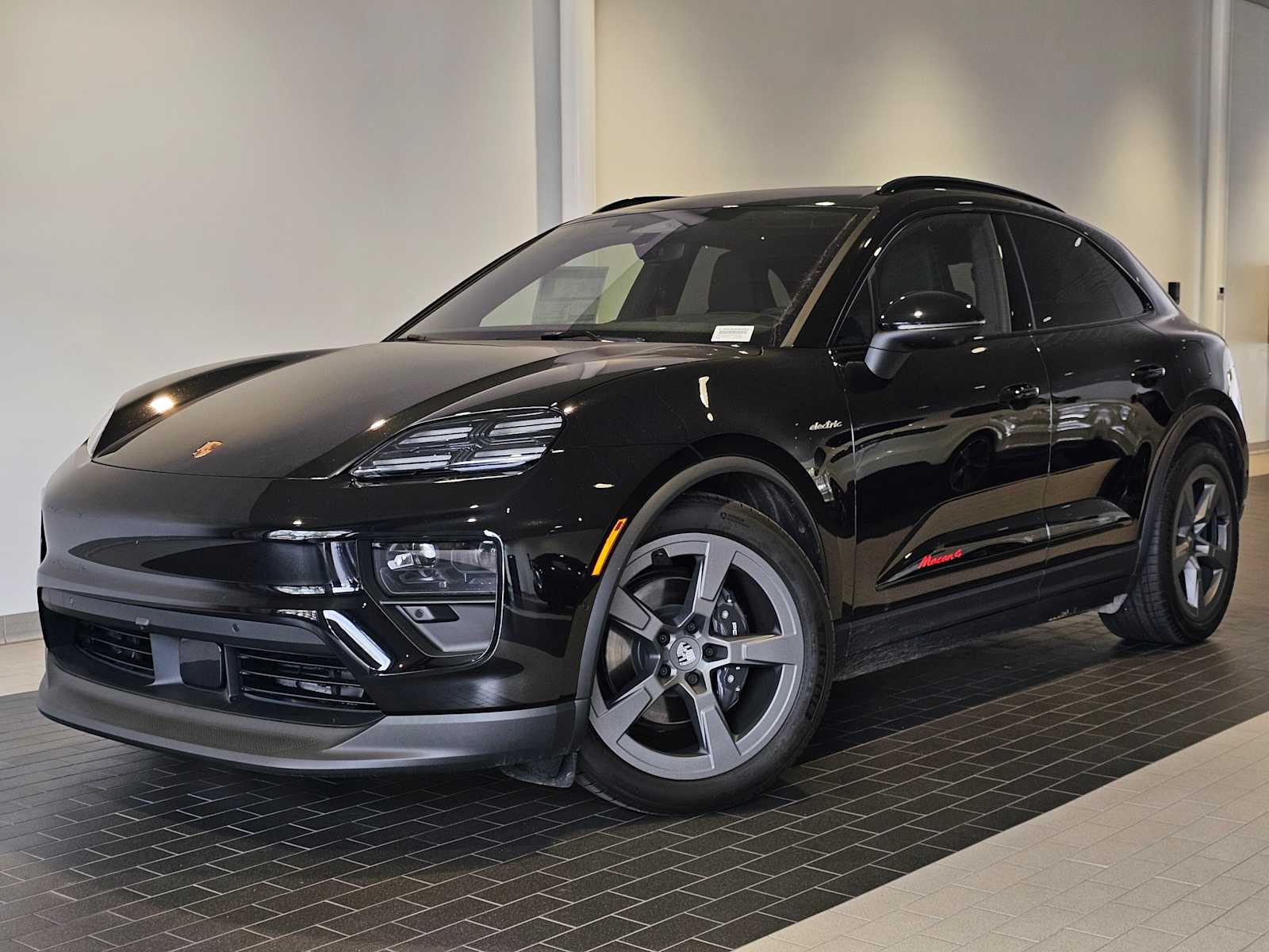 2024 Porsche Macan 4
