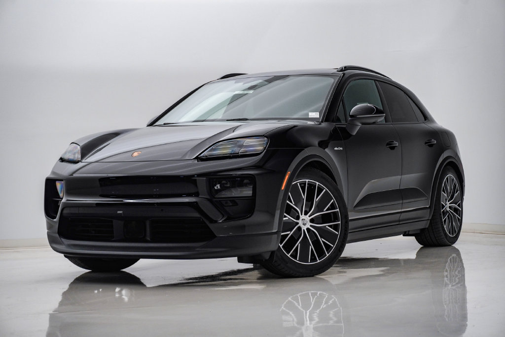 2026 Porsche Macan 4