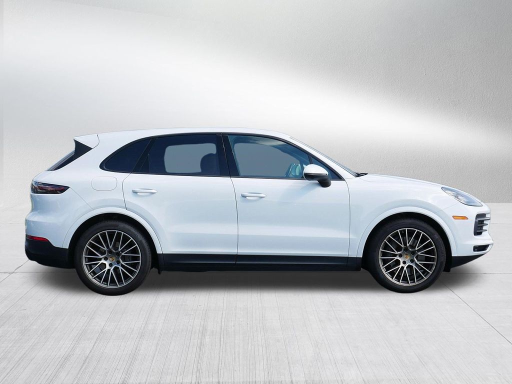 2023 Porsche Cayenne S