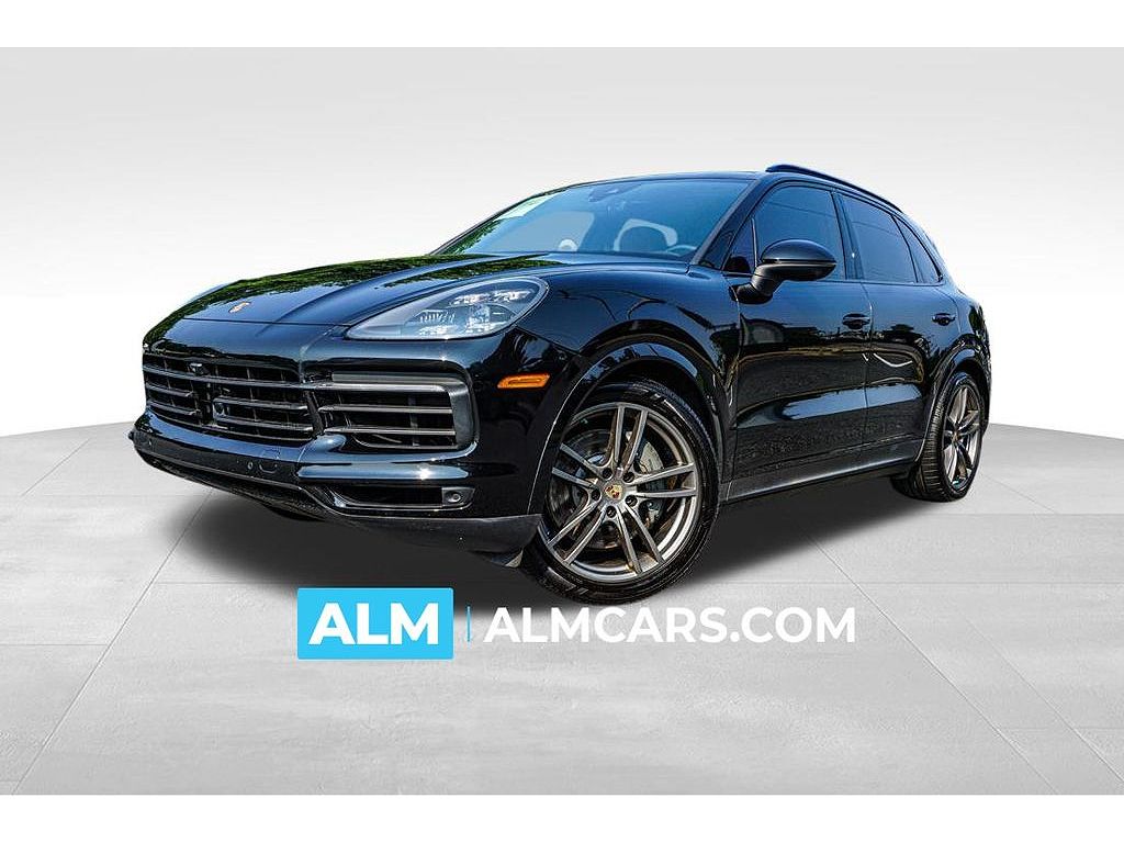 2023 Porsche Cayenne S Platinum Edition