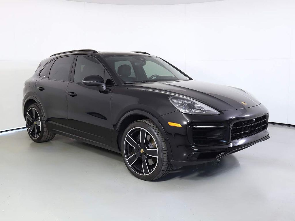 2023 Porsche Cayenne S