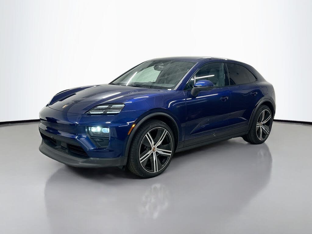 2025 Porsche Macan 4S Electric