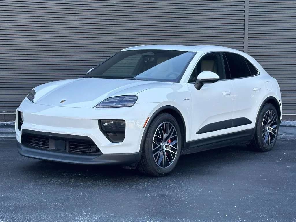 2025 Porsche Macan 4S