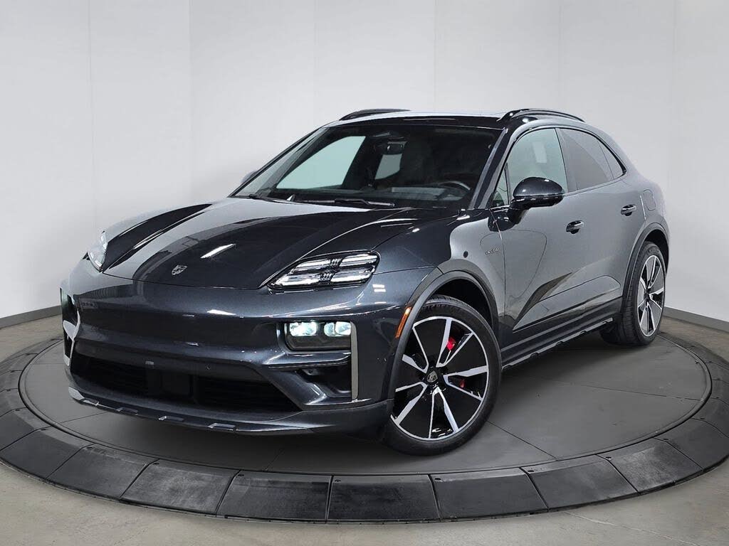 2025 Porsche Macan photo 1