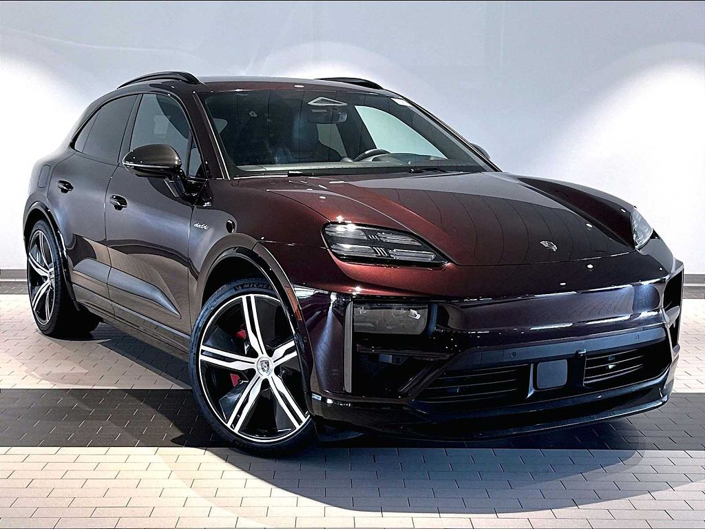 2024 Porsche Macan Electric Turbo AWD