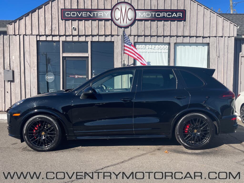2016 Porsche Cayenne GTS