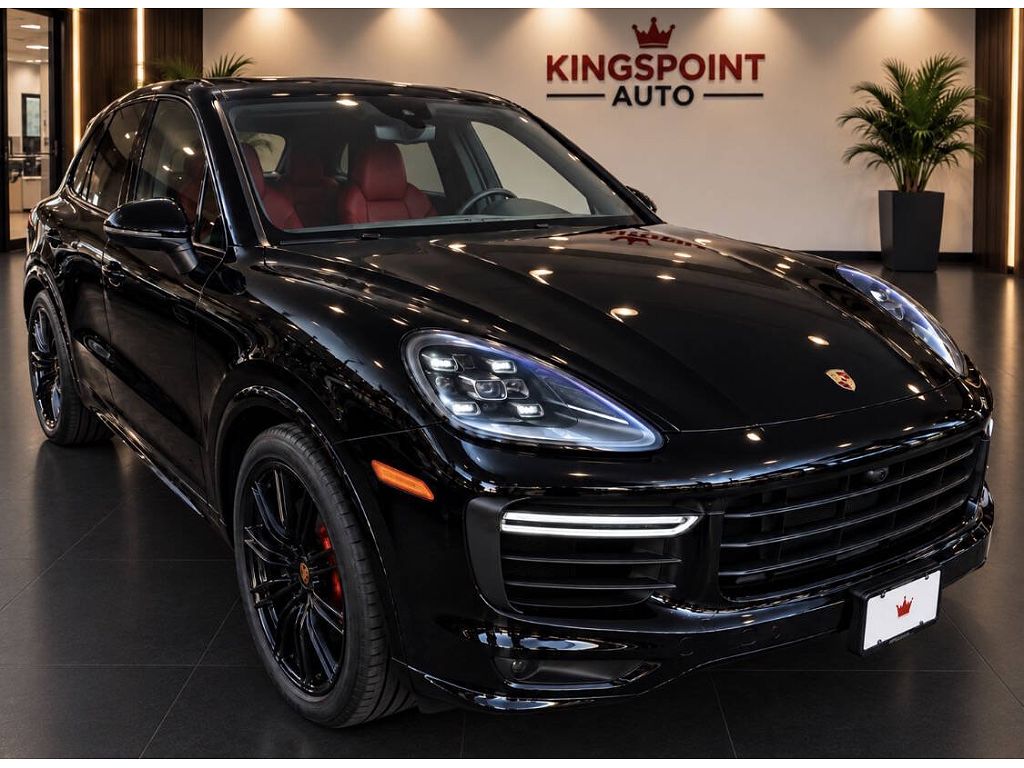 2016 Porsche Cayenne GTS