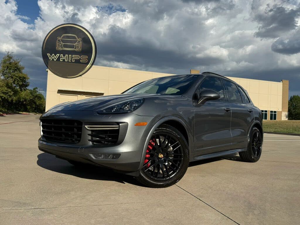 2017 Porsche Cayenne GTS