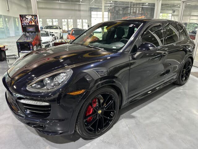 2014 Porsche Cayenne GTS