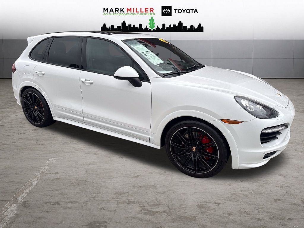 2014 Porsche Cayenne GTS