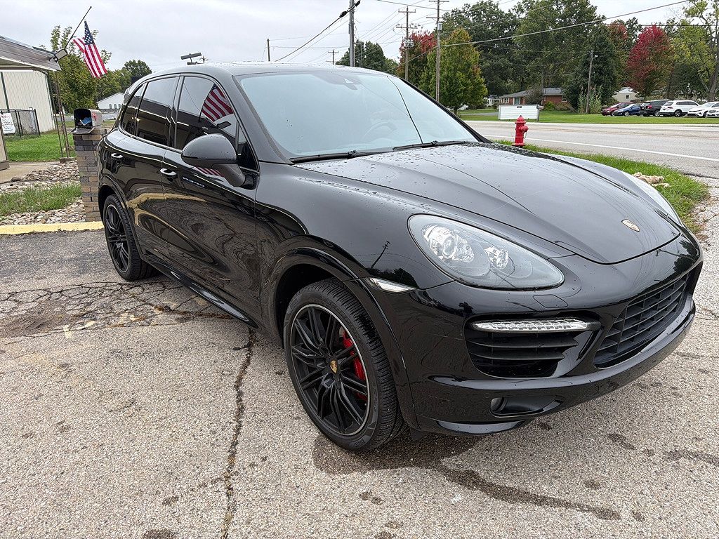 2014 Porsche Cayenne GTS