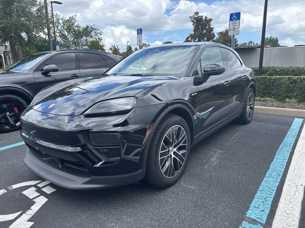 2026 Porsche Macan Electric