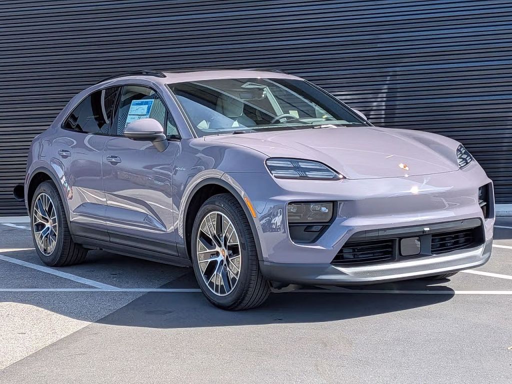 2026 Porsche Macan