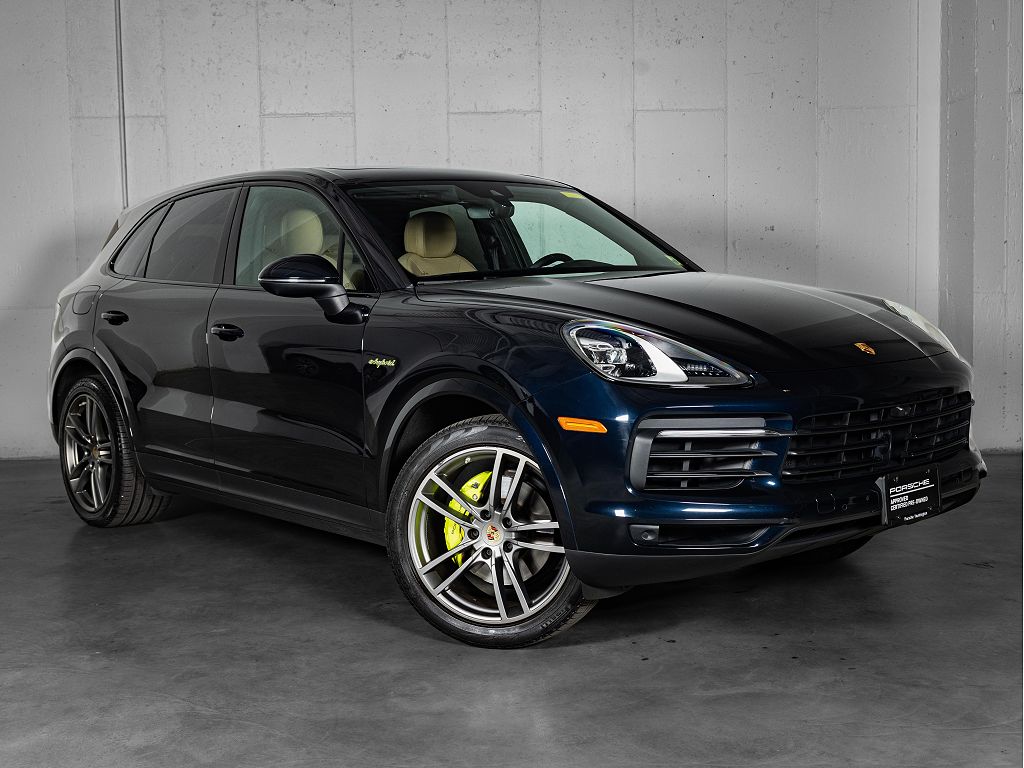 2023 Porsche Cayenne E-Hybrid Platinum Edition