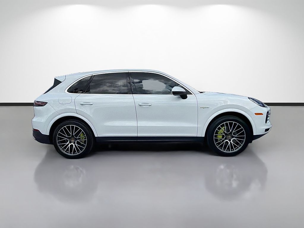 2021 Porsche Cayenne E-Hybrid E-Hybrid