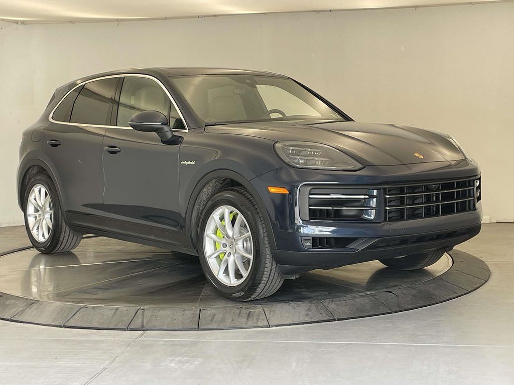 2024 Porsche Cayenne E-Hybrid