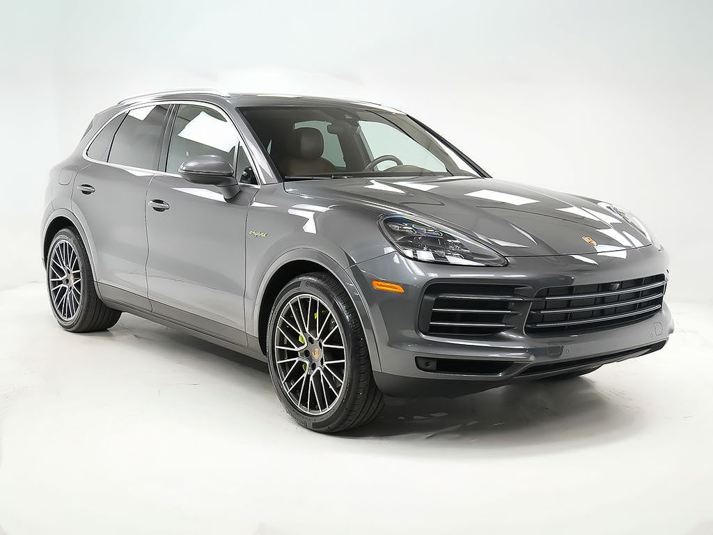2022 Porsche Cayenne E-Hybrid