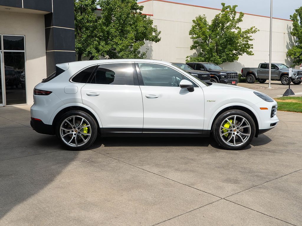 2019 Porsche Cayenne E-Hybrid