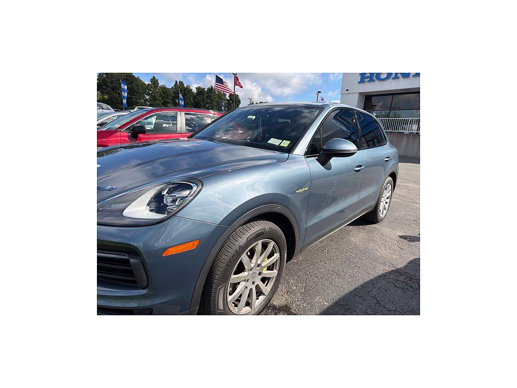 2020 Porsche Cayenne E-Hybrid