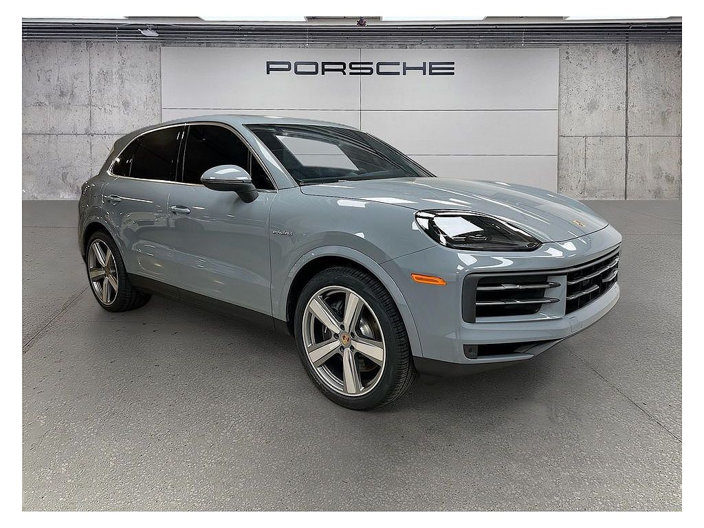 2024 Porsche Cayenne E-Hybrid
