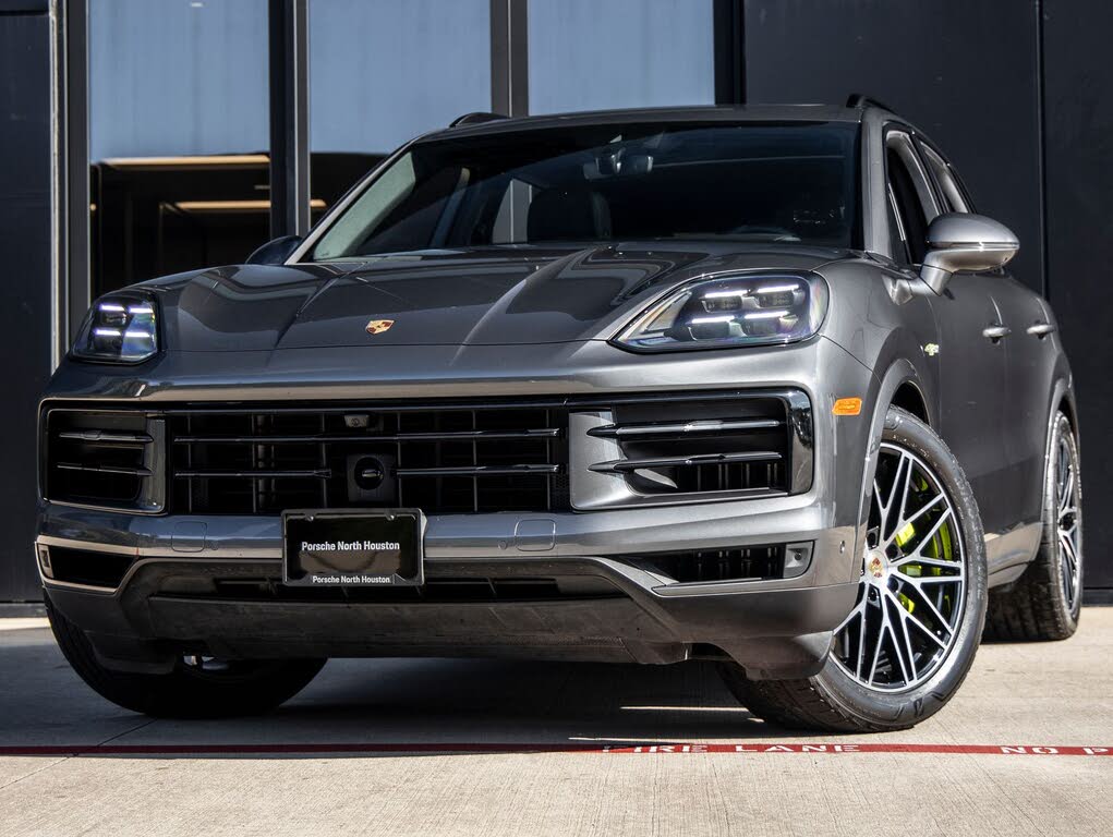 2024 Porsche Cayenne E-Hybrid