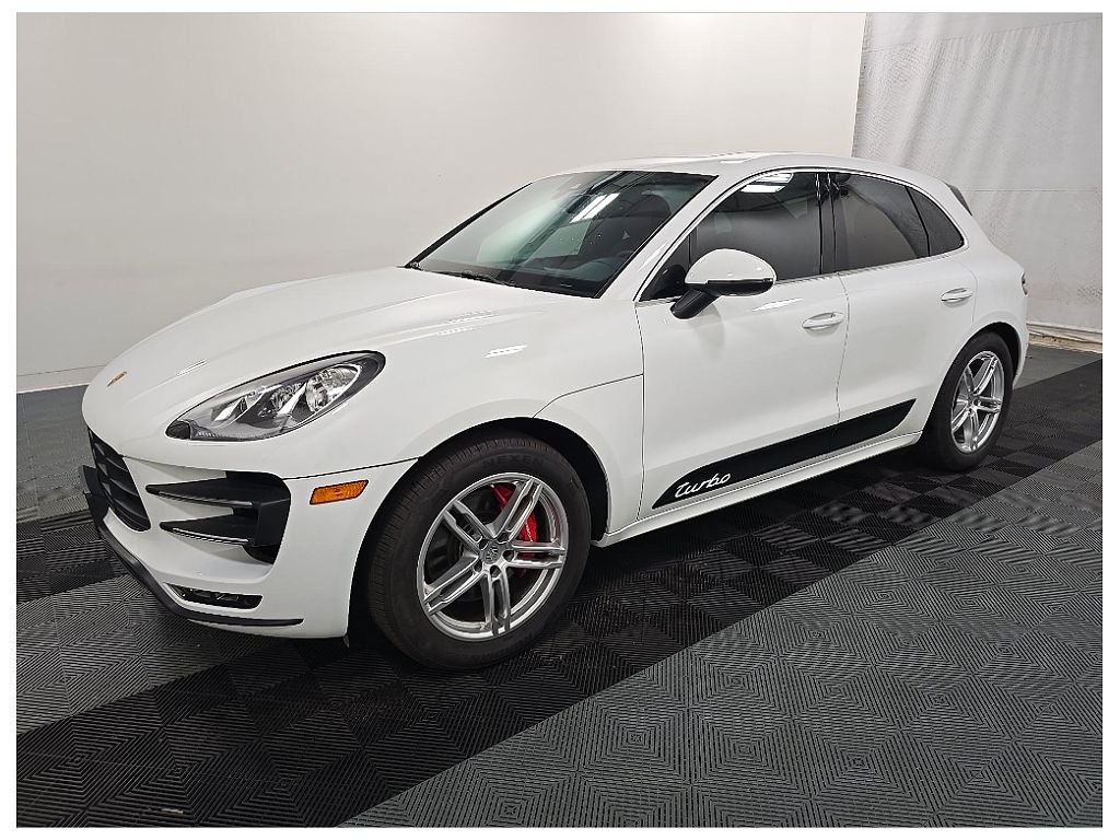 2015 Porsche Macan Turbo