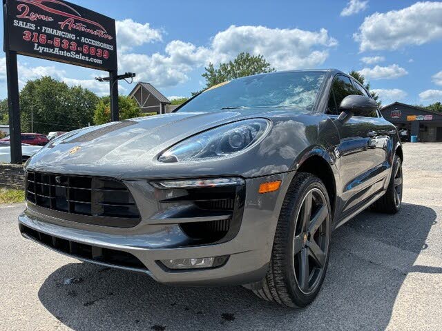 2016 Porsche Macan Turbo